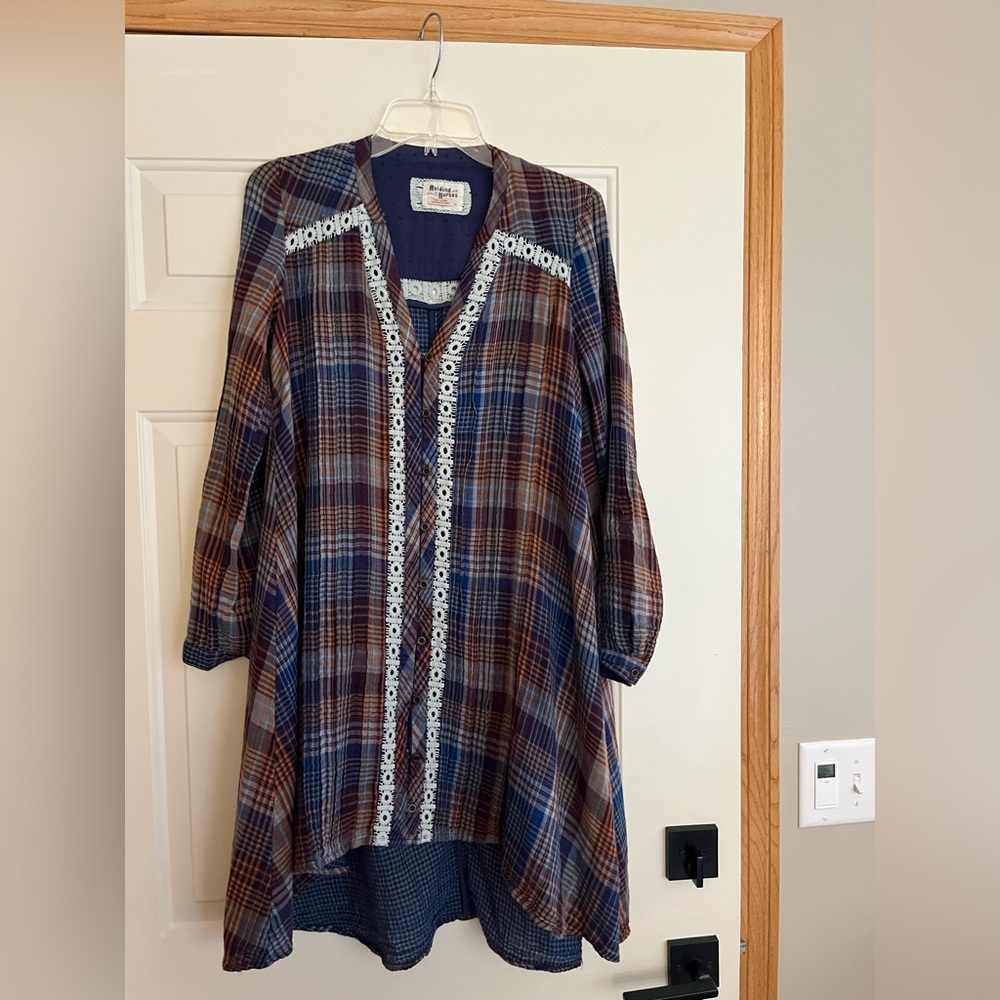 Anthropologie Holding Horses Abita plaid button lace trim shirt dress. Size XS